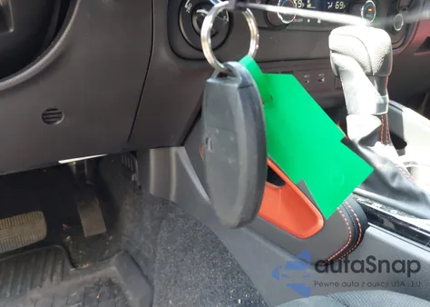 2024 Nissan Frontier Pro-4X 4X4 z USA, uszkodzony, nr VIN 1N6ED1EKXRN663924